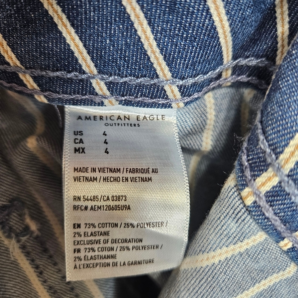 American Eagle Striped Chambray Paper Bag Waist Denim Shorts Size 4 - Picture 6 of 6